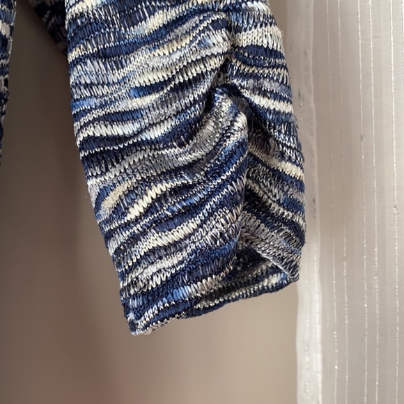 Cleo Ladies Top - Picture 4 of 8